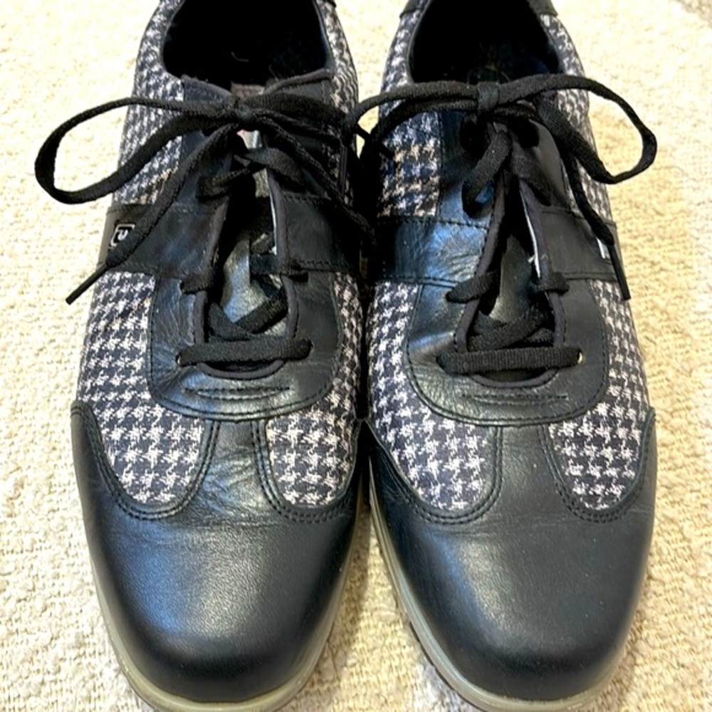 453 GOLF FootJoy shoes